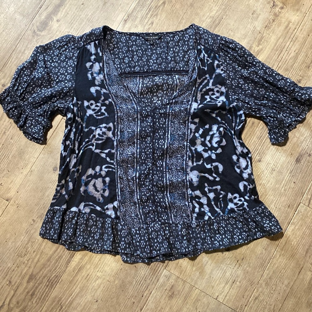 Unique floral navy lucky brand shirt